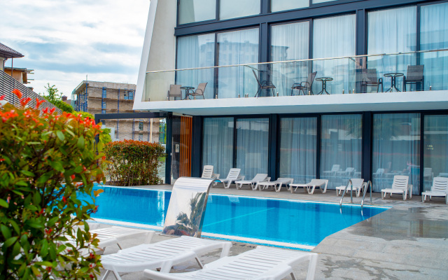 LetoApart Green Palace