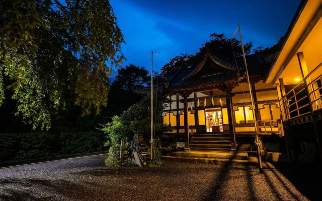 Temple Hotel Takeibo