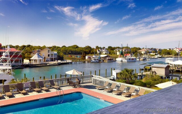 Shem Creek Inn