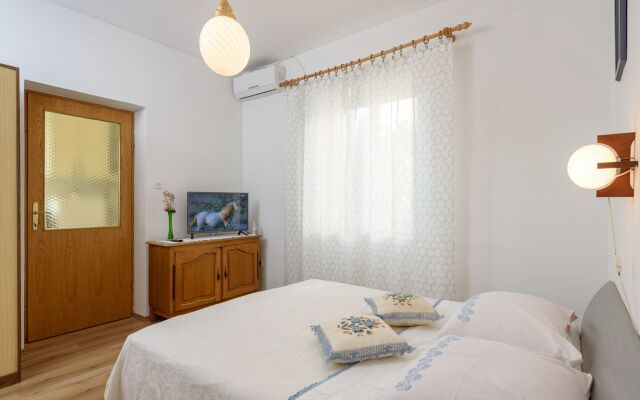Apartment Mihaela - sea view : A2 Trogir, Riviera Trogir