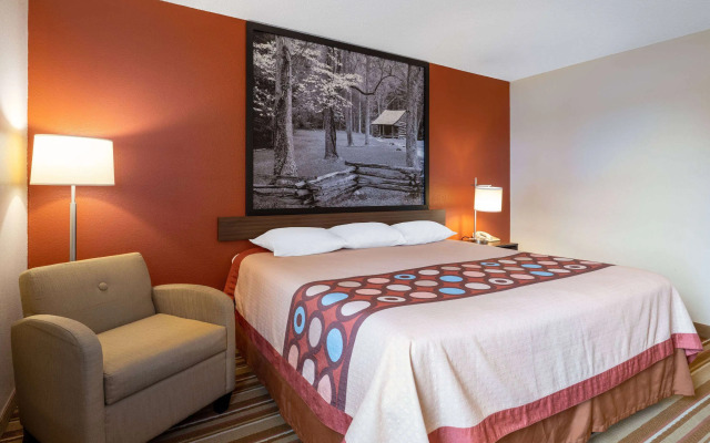 Super 8 by Wyndham Mattoon