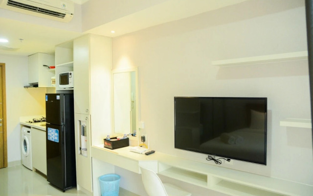 Mahogany Suites Studio Room The Oasis Apartment Cikarang
