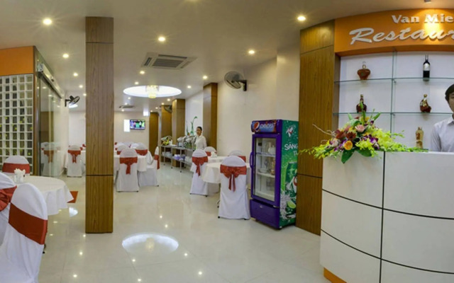 Van Mieu 2 Hotel