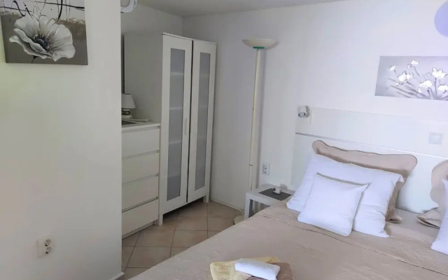 Serene Crikvenica Holiday Home With Hot Tub