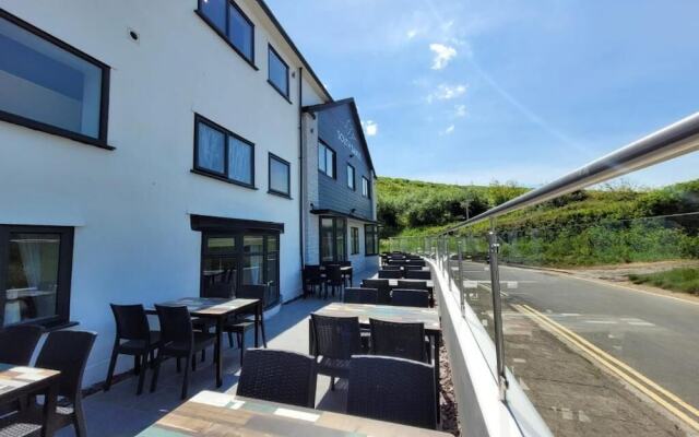 South Sands Hotel