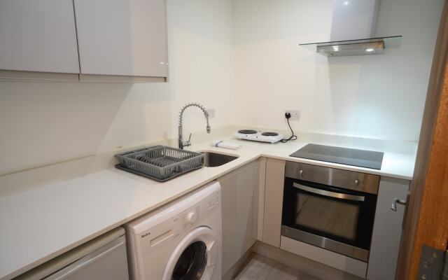 Bright Camberwell 2 Bedroom Flat