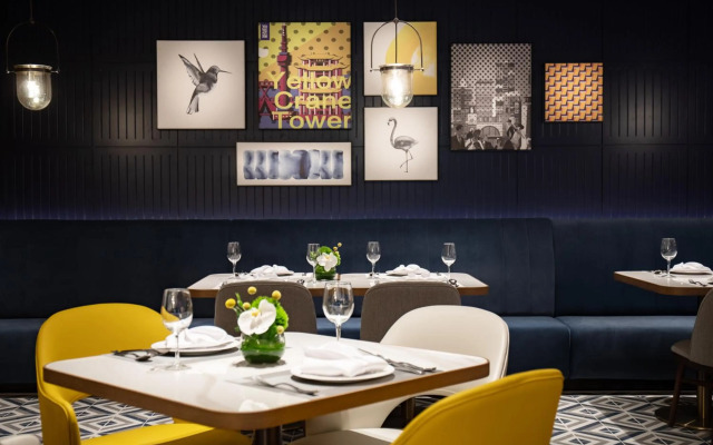voco Wuhan Xinhua by IHG