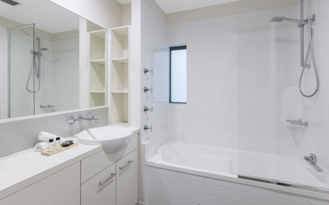 Oaks Brisbane on Margaret Suites