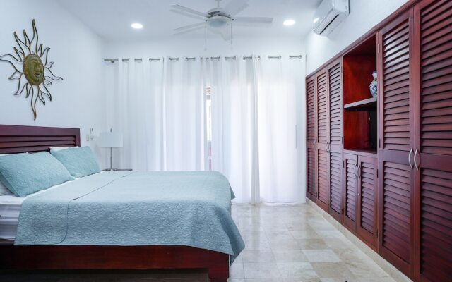 Magic Paradise A8 3 Bedroom Condo by Redawning