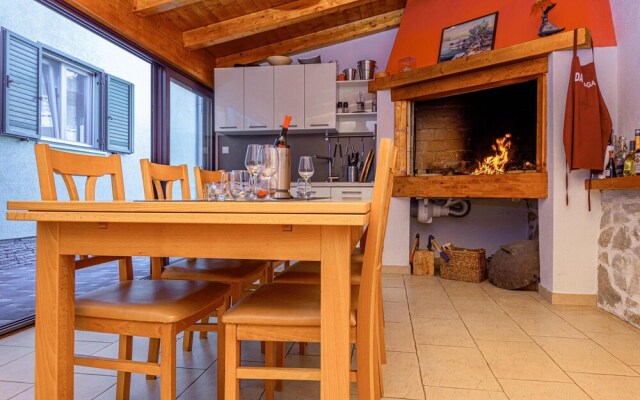 Amazing Home in Vodice With Wifi, 3 Bedrooms and Sauna
