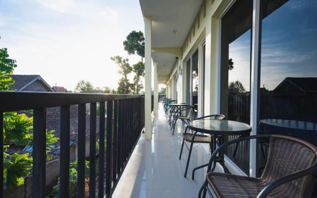 OYO 1855 Elise Exclusive Residence