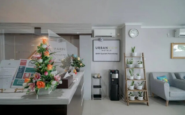 Urbanview Hotel Bari Syariah Palembang By RedDoorz