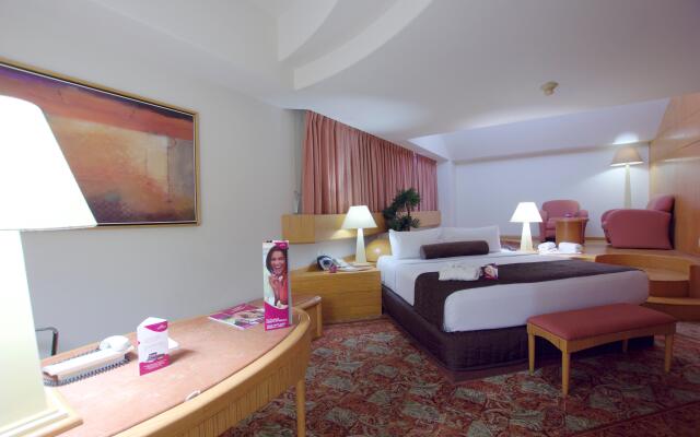 Crowne Plaza Mexico City North-Tlalnepantla by IHG