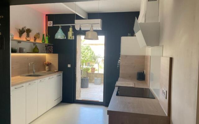 Appartement au centre de la Venise provençale