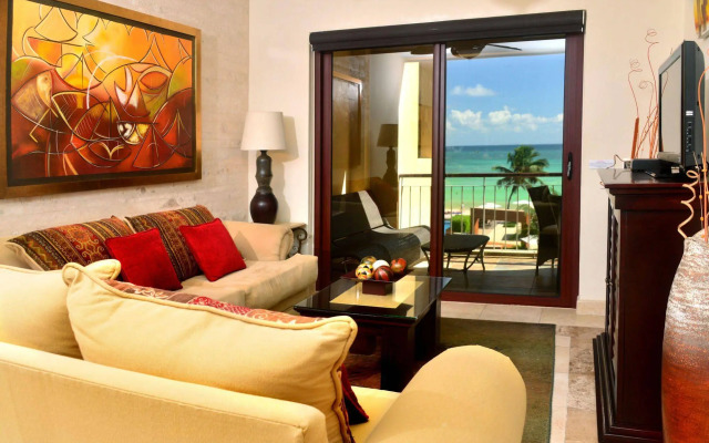 Residencia El Faro by Rentals Your Way