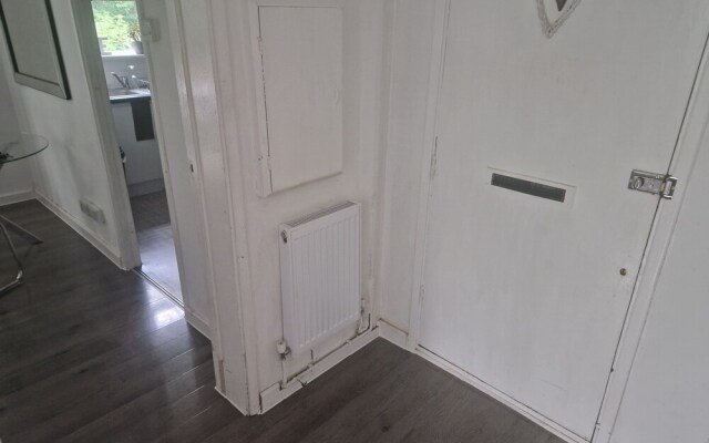 Immaculate 1-bed Apartment in Woodford Green