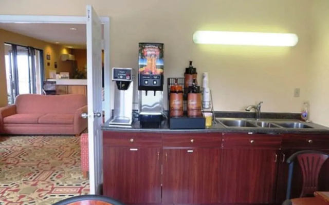 Days Inn By Wyndham Plainfield