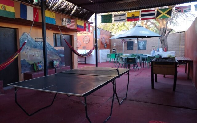 Hostal Covaine - Hostel