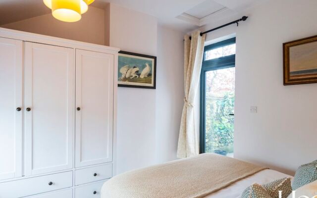 Greys View Cottage