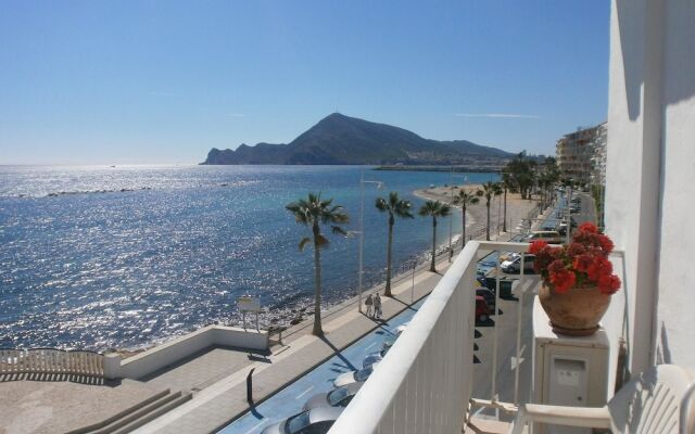 Apartment With 4 Bedrooms in Altea, With Wonderful sea View and Terrac