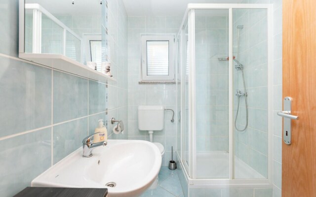Stunning Home in Cizici With Wifi and 2 Bedrooms