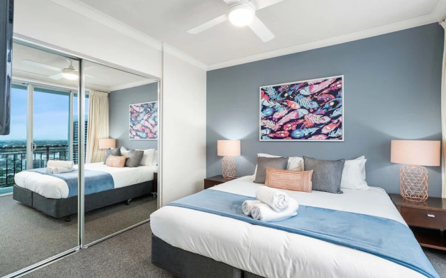Chevron Renaissance - Wow Stay