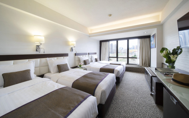 Regal Oriental Hotel