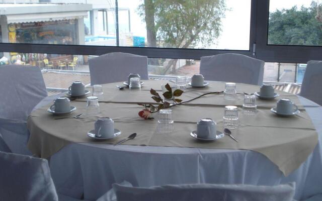 Triton Hotel