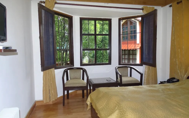 Manla Homes Resort Mashobra