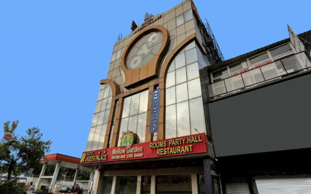 OYO Townhouse 1099 Jp Grand