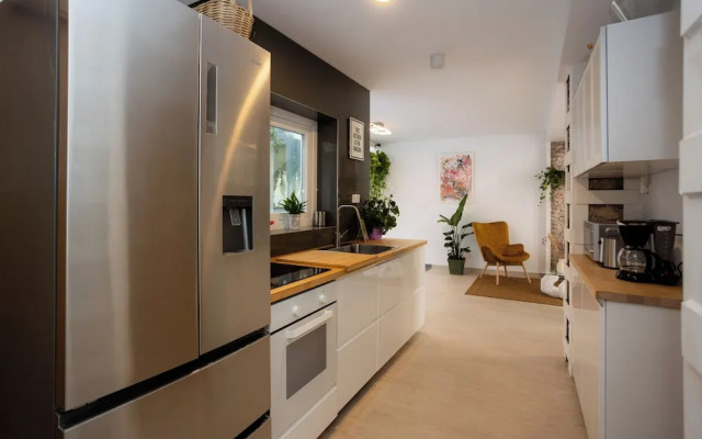 Villa Naim Guest House Cala del Moral