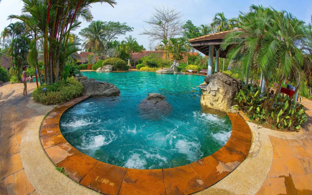 Golden Pine Resort