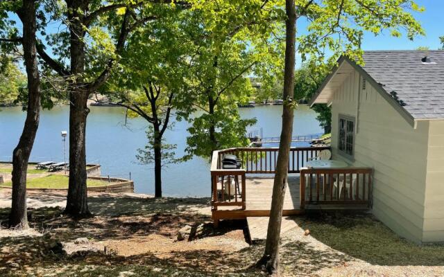 Lakeshore Fishing Cabin #5