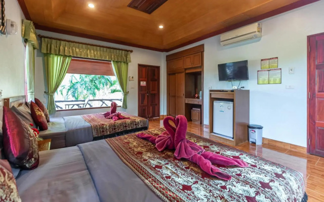 Khaosok Rainforest Resort