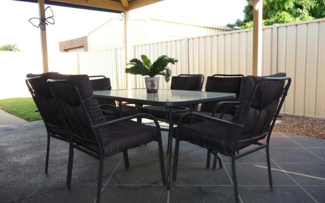 Shepp Central Apartment