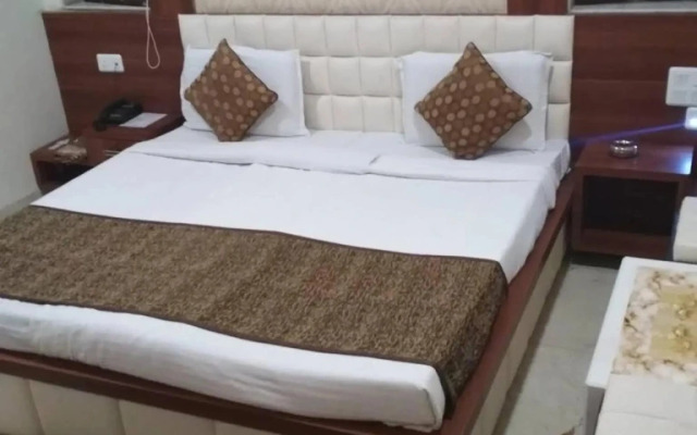 Hotel Moin Mahal