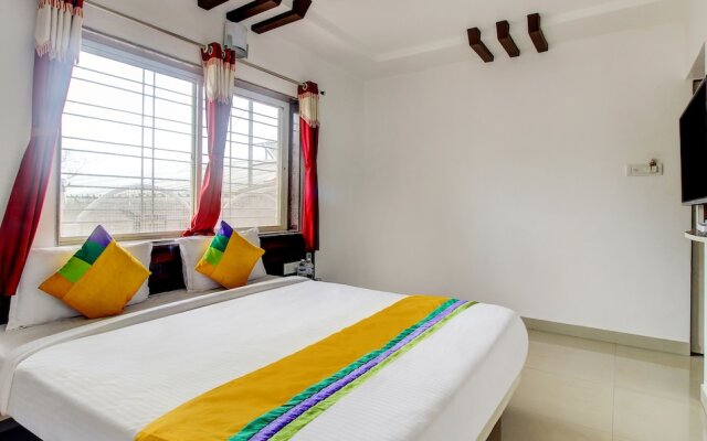 Treebo Trip Hotel Guru Krupa