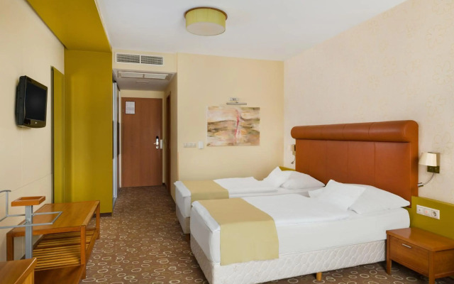 Corso Hotel Pécs