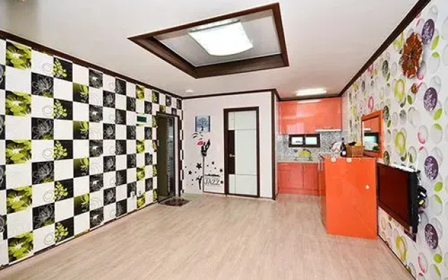 Mongsanpo Sound of Sea Wave Pension