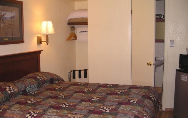 Falls Motel