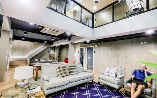 Collection O The Spades Hostel