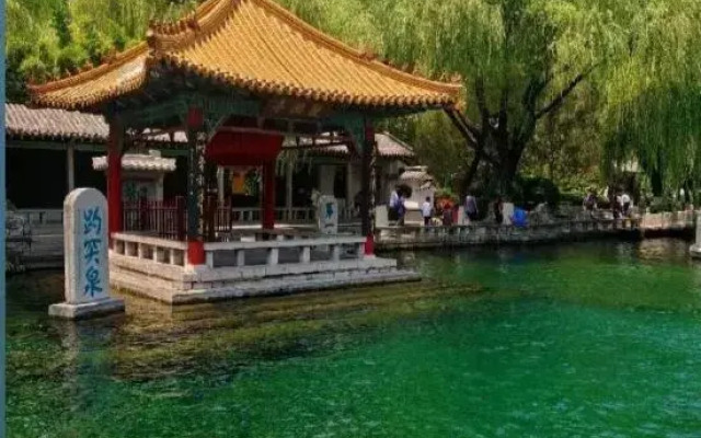 Kyriad Hotel (Jinan Hi-Tech Wanda Plaza Tianchen Road Branch)