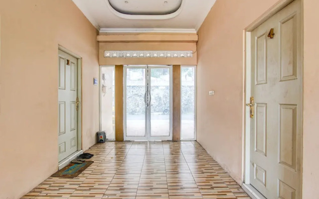 OYO 92459 Cahyo Kost 2