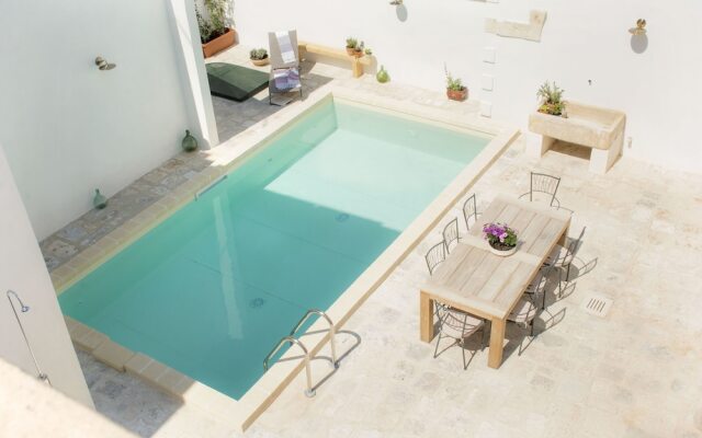 Palazzo l'Ambasciatore  Luxury Holiday Home con piscina privata