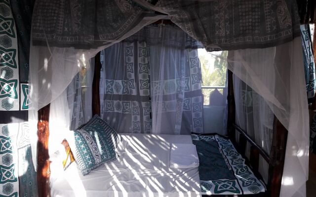 Tulia House - Hostel