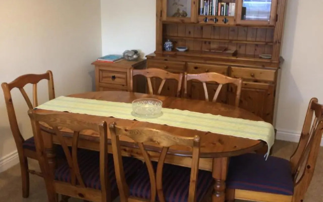 1/5 Lismore House