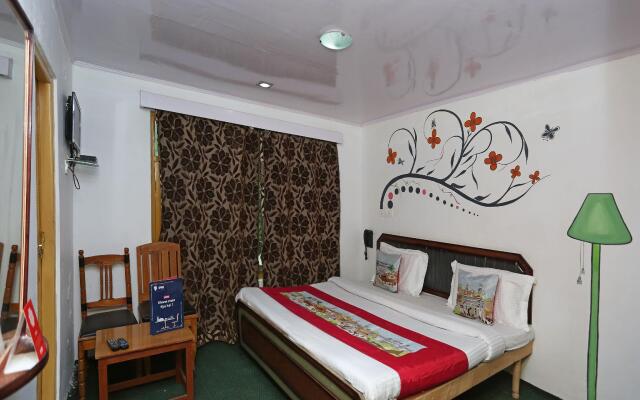 OYO 9083 Hotel New Tourist Palace
