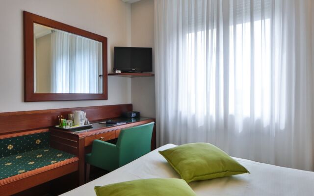 Hotel Astoria, Sure Hotel Collection by Best Western