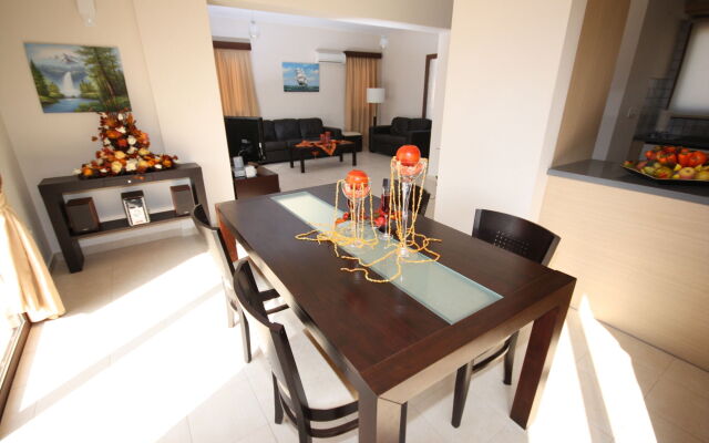 Vineland Bay Villas