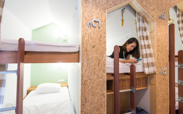 Barn and Bed Hostel